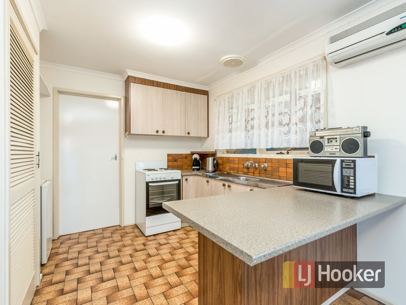 Photo - 1/10 Averne Street, Cranbourne VIC 3977 - Image 3