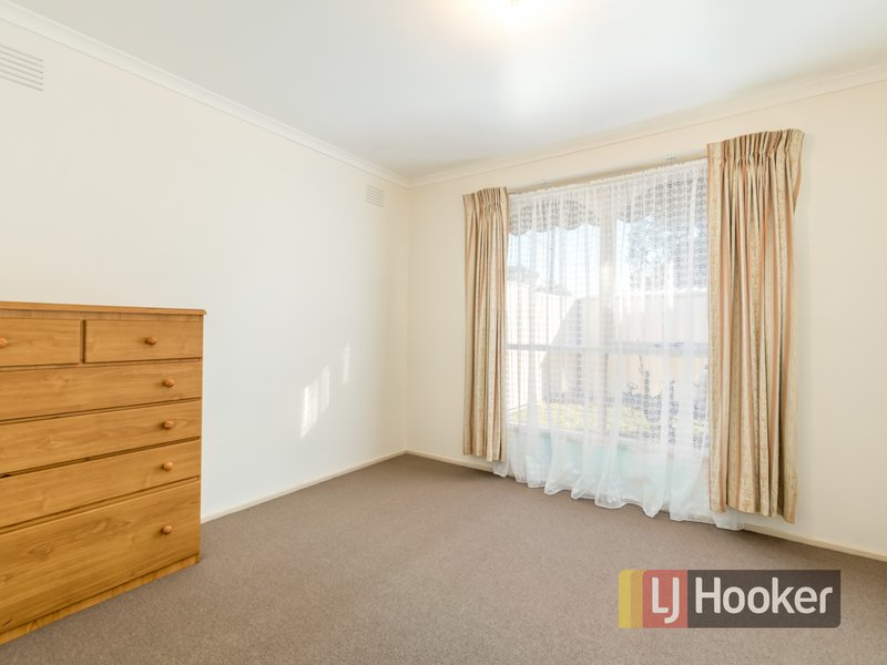 Photo - 1/10 Averne Street, Cranbourne VIC 3977 - Image 10