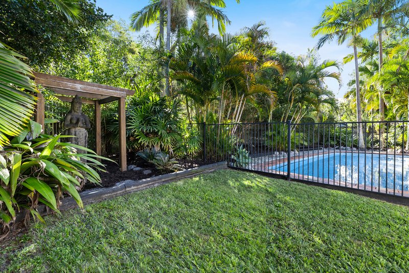 Photo - 1/10 Avron Close, Tewantin QLD 4565 - Image 13