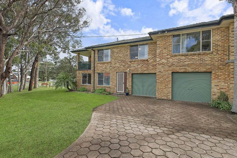 Photo - 1/10 Balmoral Place, Fishing Point NSW 2283 - Image 2