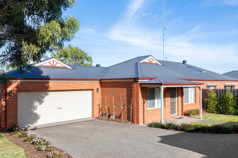 Photo - 1/10 Barega Place, Clifton Springs VIC 3222 - Image 3