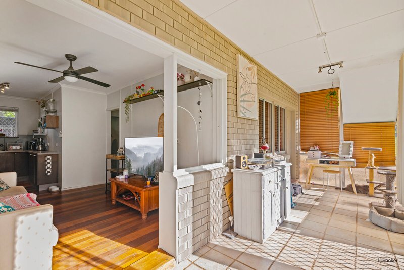 Photo - 1/10 Beelyu Street, Burleigh Heads QLD 4220 - Image 5