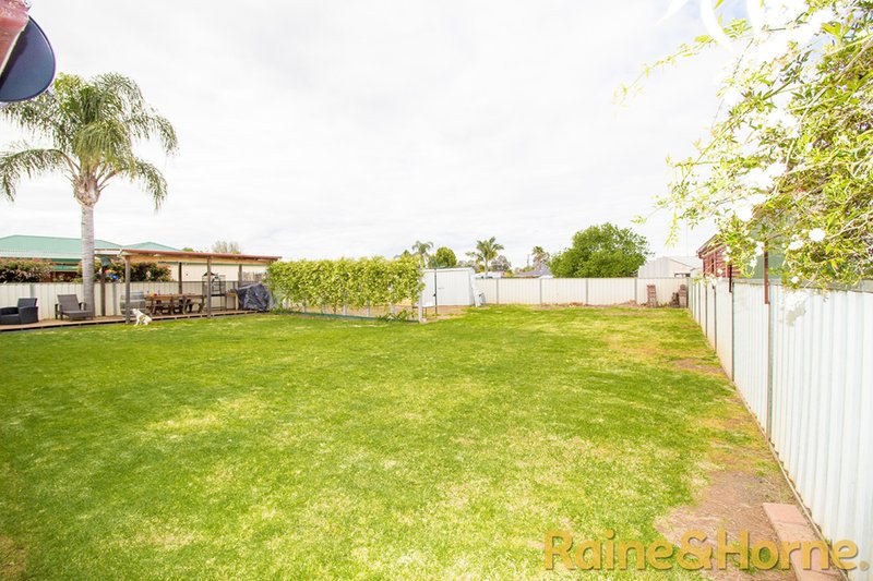 Photo - 110 Birch Street, Narromine NSW 2821 - Image 10