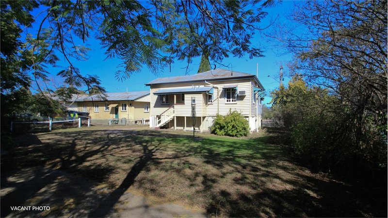 Photo - 110 Blackstone Road, Silkstone QLD 4304 - Image 21