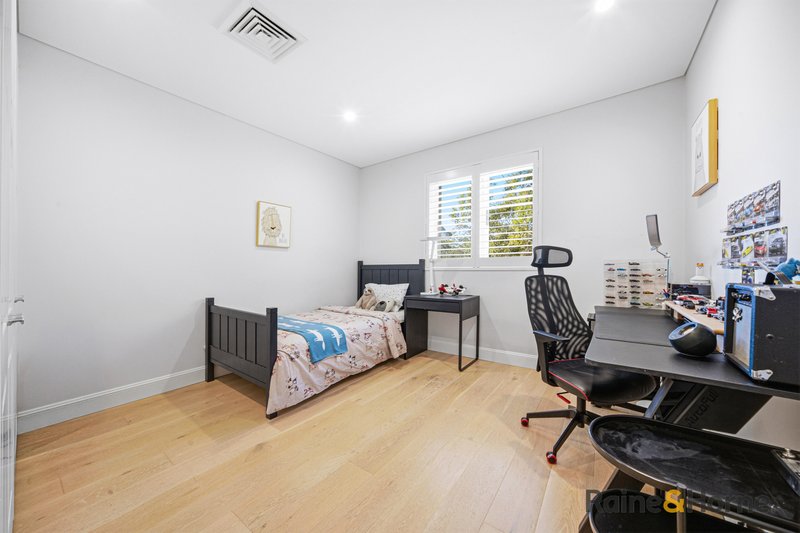Photo - 1/10 Bobbin Head Road, Pymble NSW 2073 - Image 7