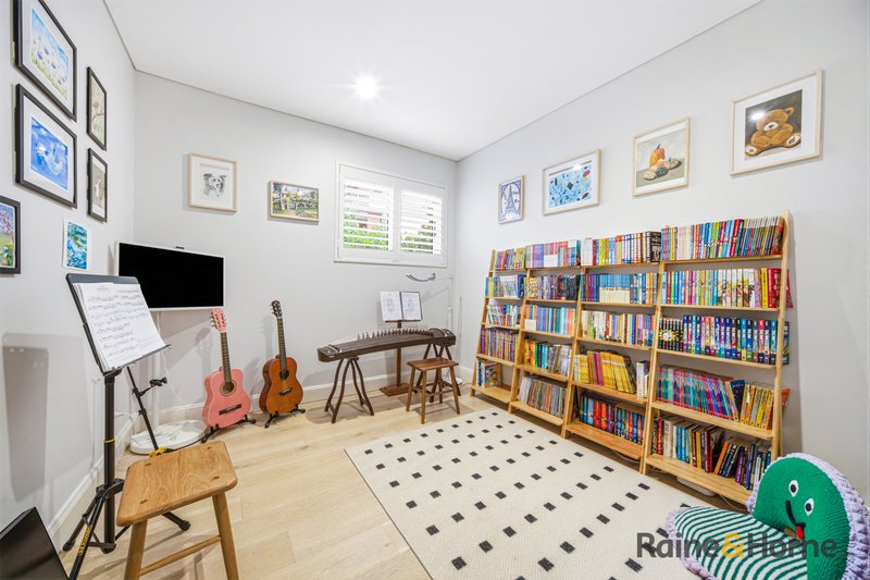 Photo - 1/10 Bobbin Head Road, Pymble NSW 2073 - Image 10