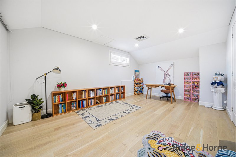 Photo - 1/10 Bobbin Head Road, Pymble NSW 2073 - Image 13