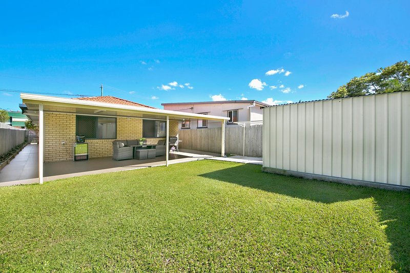 Photo - 110 Bradman Street, Sunnybank Hills QLD 4109 - Image 12