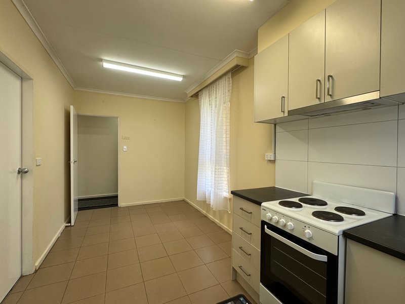 Photo - 1/10 Brady Road, Dandenong North VIC 3175 - Image 7