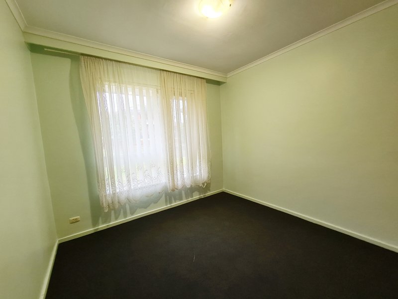 Photo - 1/10 Brady Road, Dandenong North VIC 3175 - Image 9