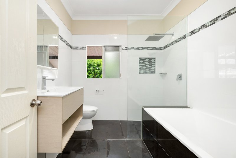 Photo - 110 Britannia Avenue, Morningside QLD 4170 - Image 10