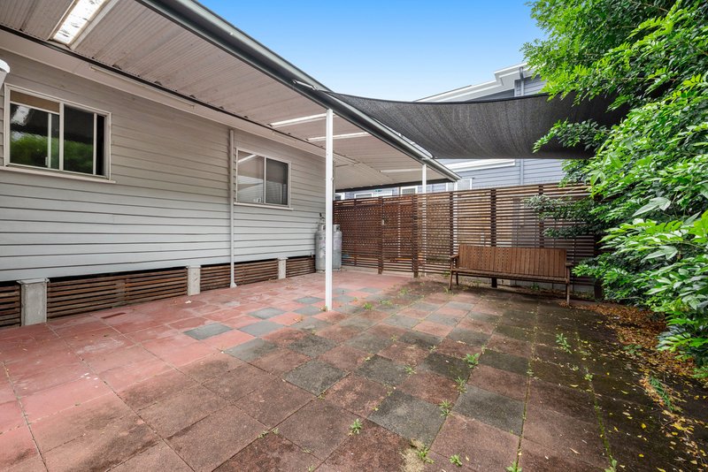 Photo - 110 Britannia Avenue, Morningside QLD 4170 - Image 12