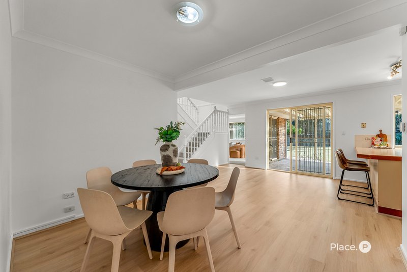 Photo - 110 Cadogan Street, Carindale QLD 4152 - Image 14