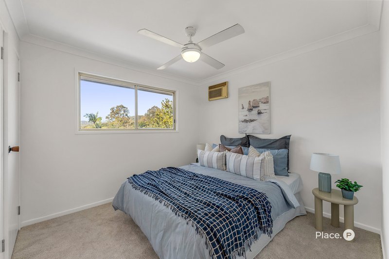 Photo - 110 Cadogan Street, Carindale QLD 4152 - Image 23
