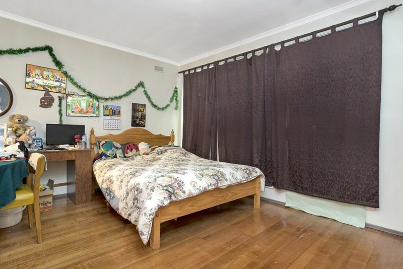 Photo - 1/10 Cambridge Crescent, Werribee VIC 3030 - Image 4