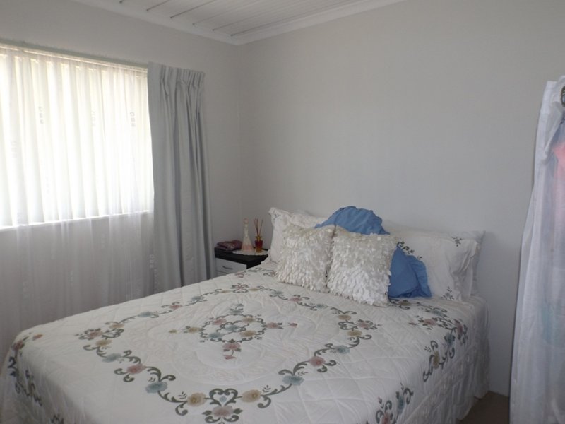 Photo - 1/10 Catlin Avenue, Batemans Bay NSW 2536 - Image 5