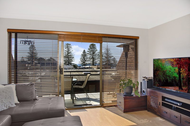 Photo - 1/10 Church Street, Terrigal NSW 2260 - Image 5