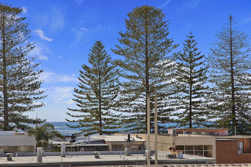 Photo - 1/10 Church Street, Terrigal NSW 2260 - Image 7