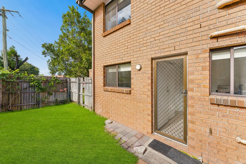 Photo - 1/10 Cognac Court, Kingston QLD 4114 - Image 15