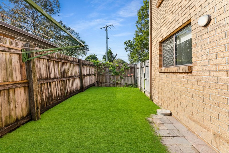 Photo - 1/10 Cognac Court, Kingston QLD 4114 - Image 17