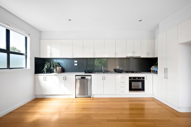 Photo - 1/10 Collace Street, Brunswick VIC 3056 - Image 7