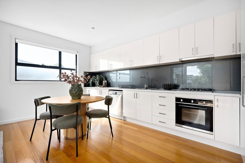 Photo - 1/10 Collace Street, Brunswick VIC 3056 - Image 8