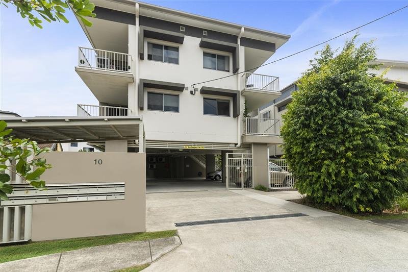 Photo - 1/10 Culgoa Street, Palm Beach QLD 4221 - Image 2