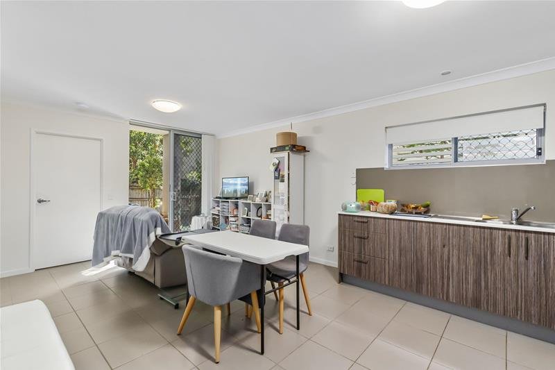 Photo - 1/10 Culgoa Street, Palm Beach QLD 4221 - Image 5