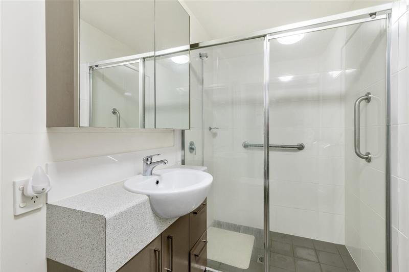 Photo - 1/10 Culgoa Street, Palm Beach QLD 4221 - Image 9