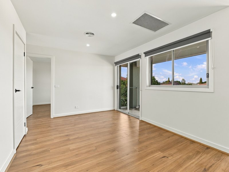 Photo - 1/10 Davern Court, Werribee VIC 3030 - Image 12