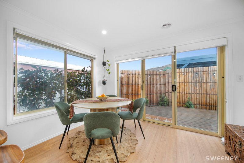 Photo - 1/10 Dillon Court, Altona Meadows VIC 3028 - Image 10