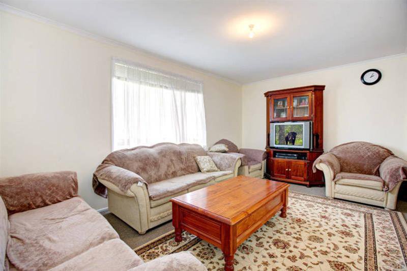 Photo - 1/10 Dillwynia Place, Meadow Heights VIC 3048 - Image 4