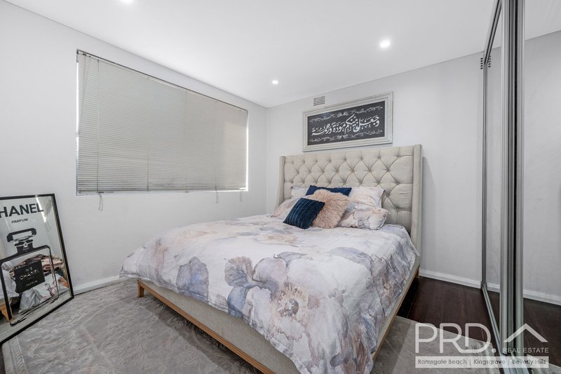 Photo - 1/10 Dunkirk Avenue, Kingsgrove NSW 2208 - Image 3