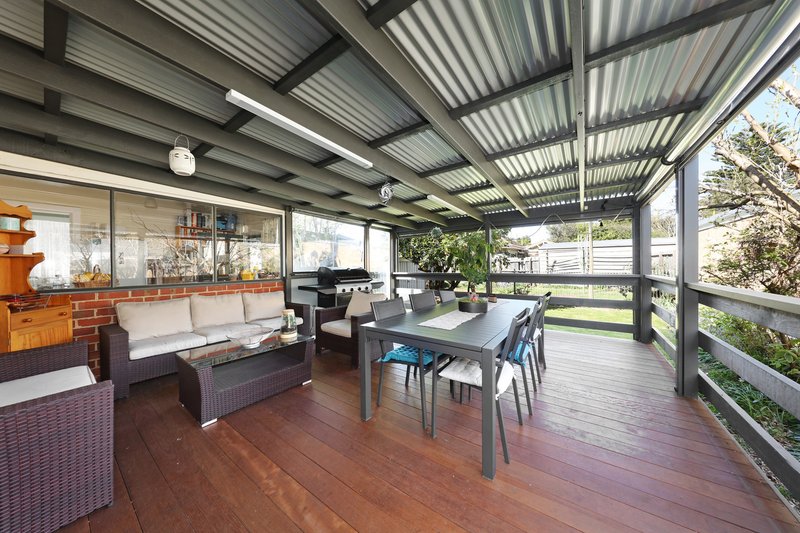 Photo - 110 East Boundary Road, Bentleigh East VIC 3165 - Image 4