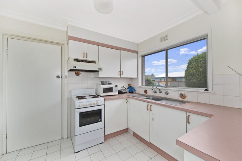 Photo - 1/10 Golf Street, Port Macquarie NSW 2444 - Image 2