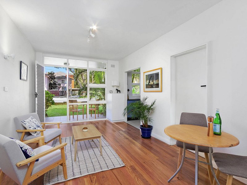 1/10 Grafton Crescent, Dee Why NSW 2099