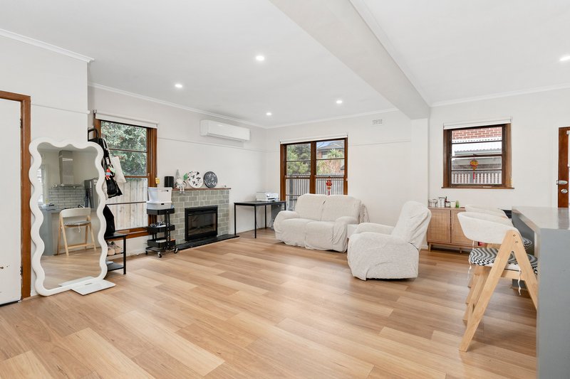 Photo - 1/10 Harrow Street, Frankston VIC 3199 - Image 2