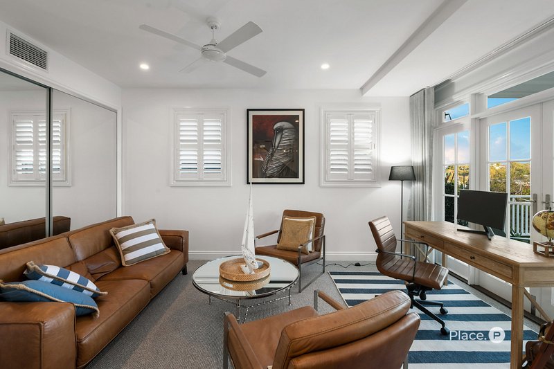 Photo - 110 Henderson Street, Bulimba QLD 4171 - Image 13