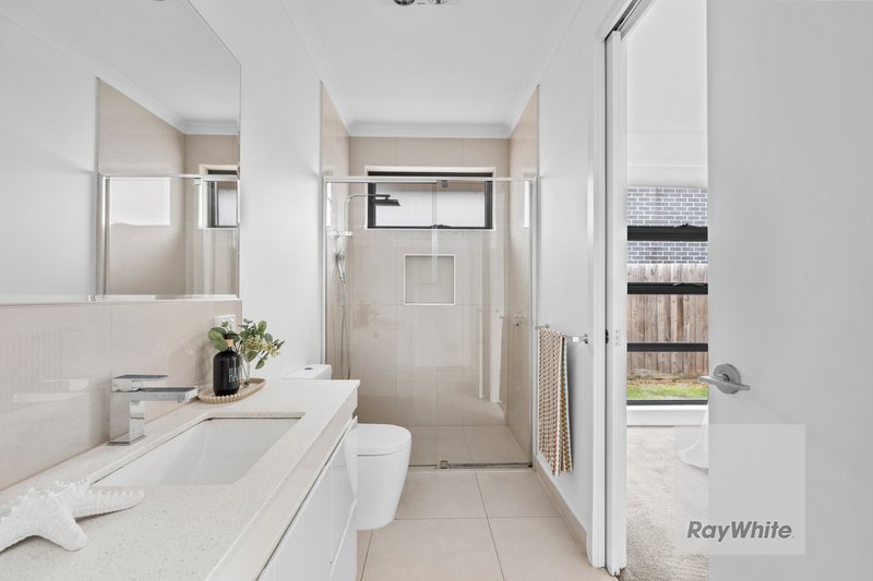 Photo - 1/10 Hensley Road, Lalor VIC 3075 - Image 10