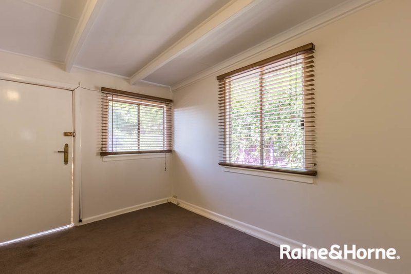 Photo - 110 Hope Street, Bathurst NSW 2795 - Image 11