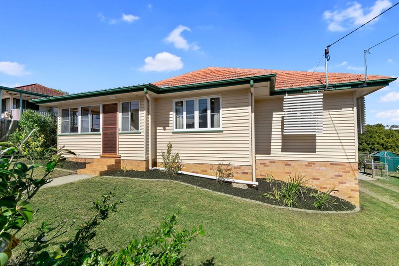 Photo - 110 Joffre Street, Wynnum QLD 4178 - Image 10