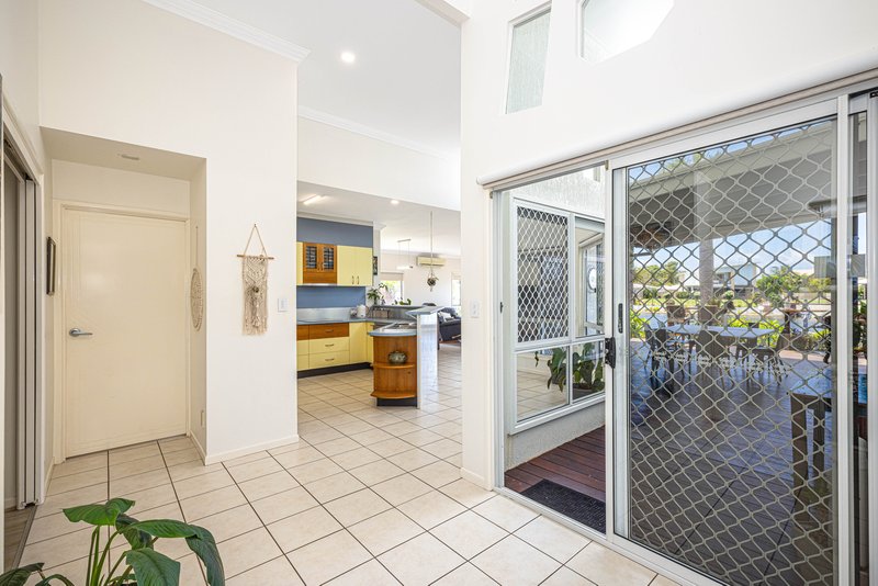 Photo - 110 Kangaroo Avenue, Bongaree QLD 4507 - Image 19