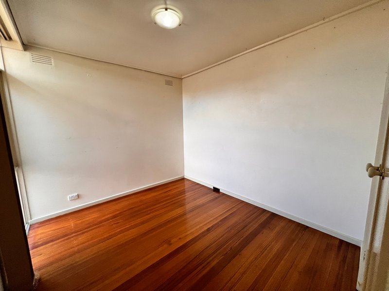 Photo - 1/10 Kent Road, Pascoe Vale VIC 3044 - Image 7