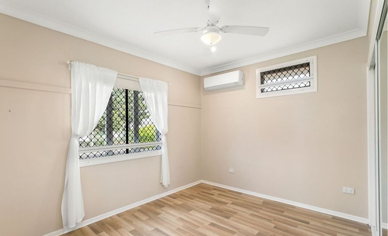 Photo - 110 King Street, Woody Point QLD 4019 - Image 6