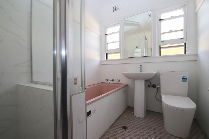 Photo - 110 Lancaster Avenue, Punchbowl NSW 2196 - Image 7