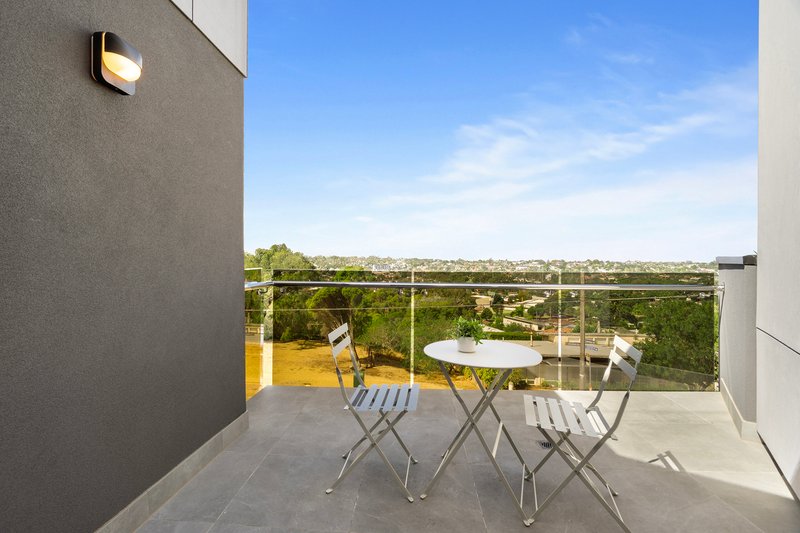 Photo - 110 Lebanon Street, Strathmore VIC 3041 - Image 9