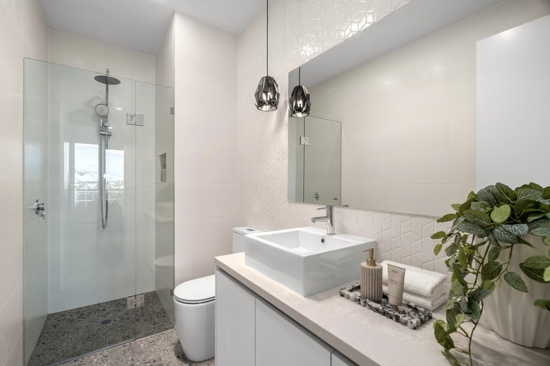 Photo - 110 Lebanon Street, Strathmore VIC 3041 - Image 16