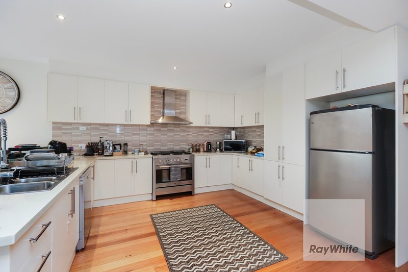 Photo - 1/10 Linlithgow Way, Greenvale VIC 3059 - Image 4