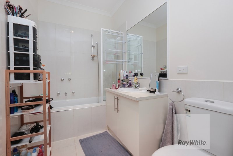 Photo - 1/10 Linlithgow Way, Greenvale VIC 3059 - Image 6