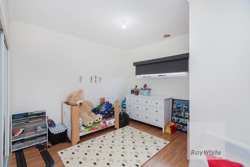 Photo - 1/10 Linlithgow Way, Greenvale VIC 3059 - Image 7